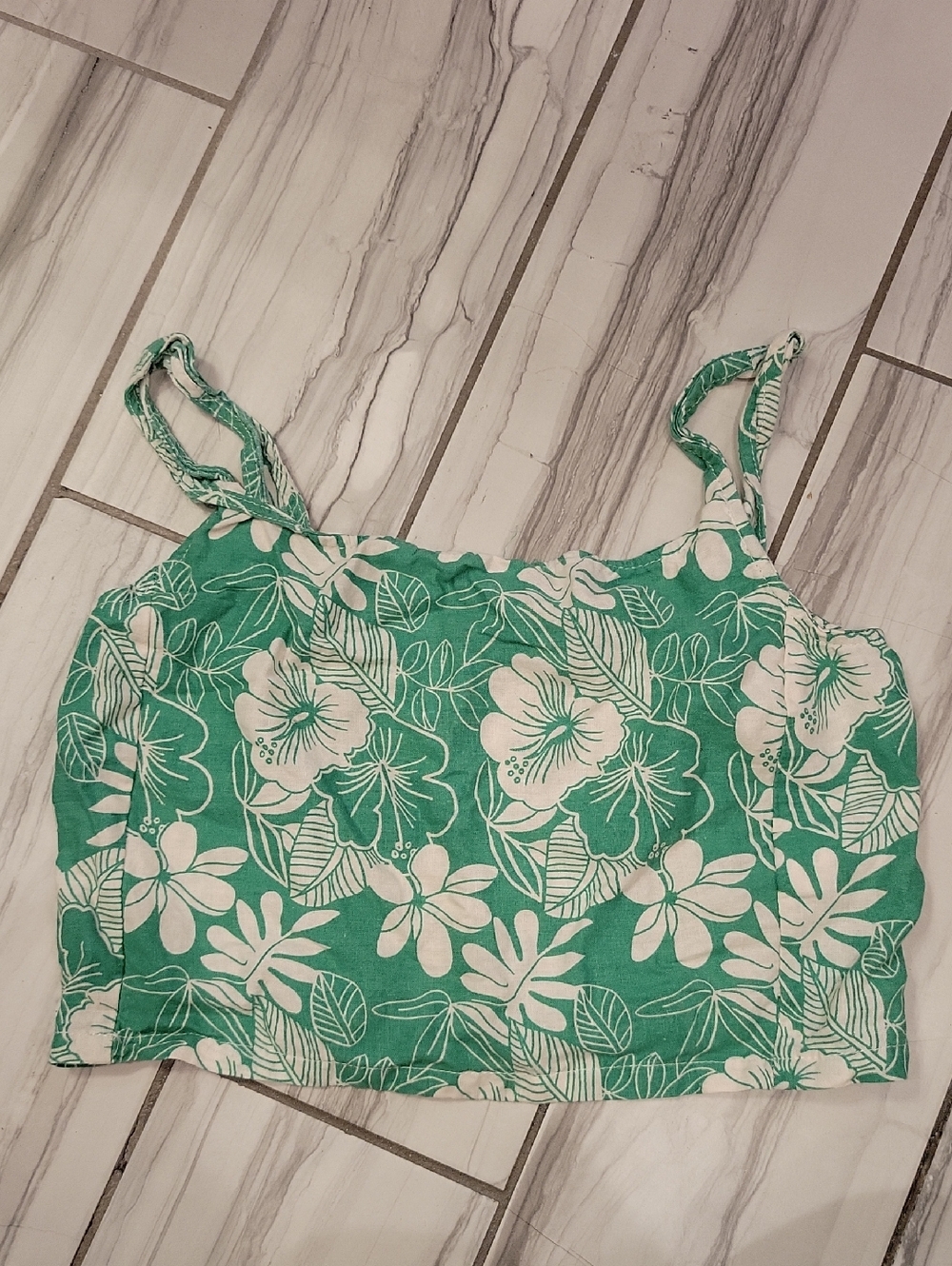 C&C California Green Floral Cropped Camisole